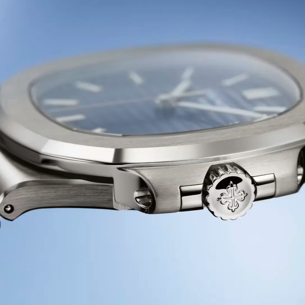 Patek Philippe Nautilus White Gold Watch 5811/1G-001 - Image 28
